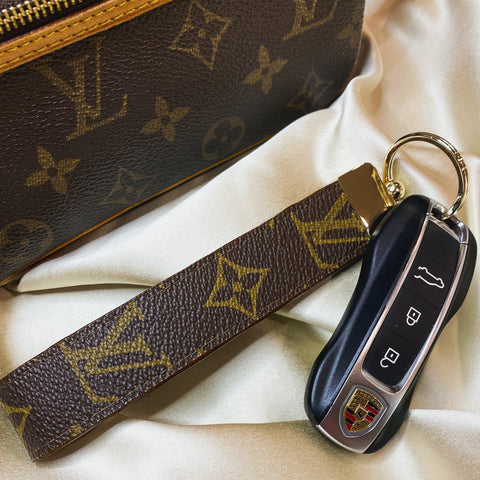 Classic Louis Vuitton Key Holder